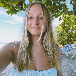 Meet your Posher, Carly